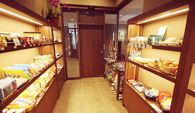 SHOP